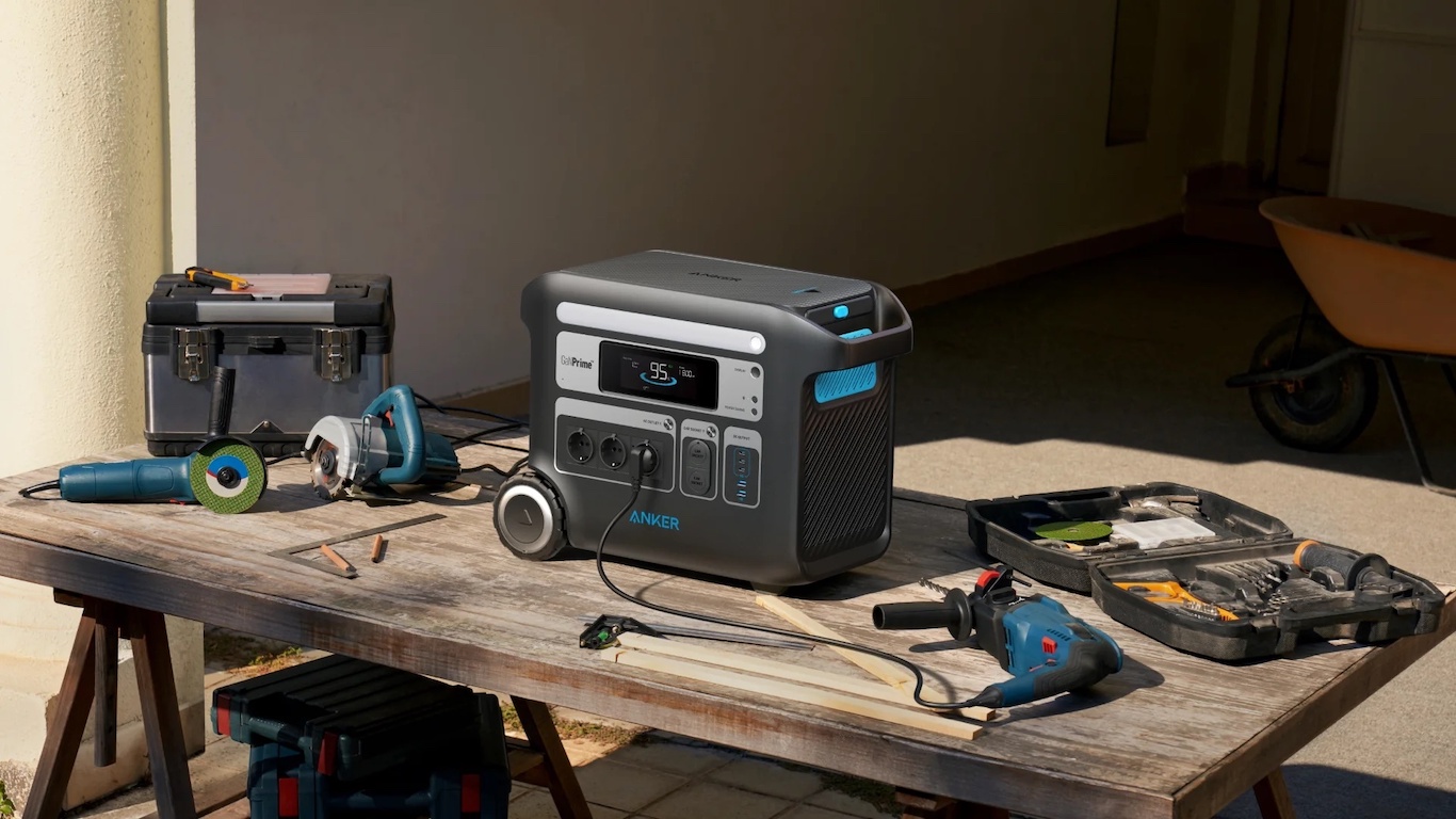 Anker Tragbare Powerstation SOLIX F2000 - Szenario Heimwerken